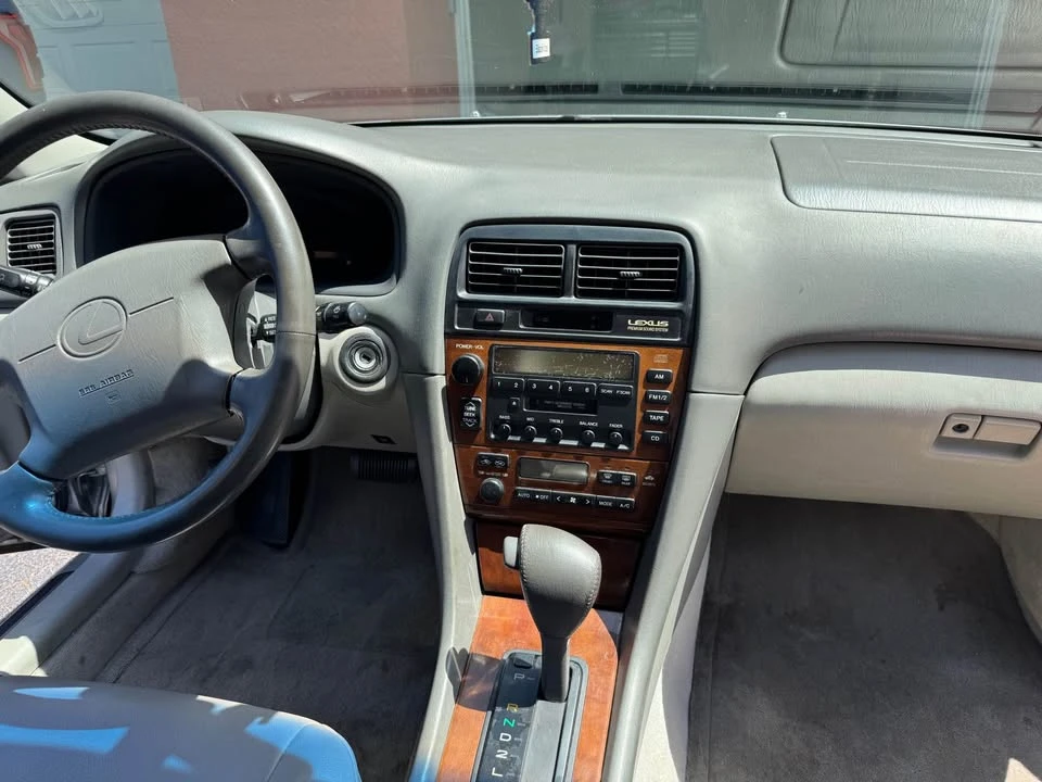 2000 Lexus ES 3rd Gen - Image 7 of 11