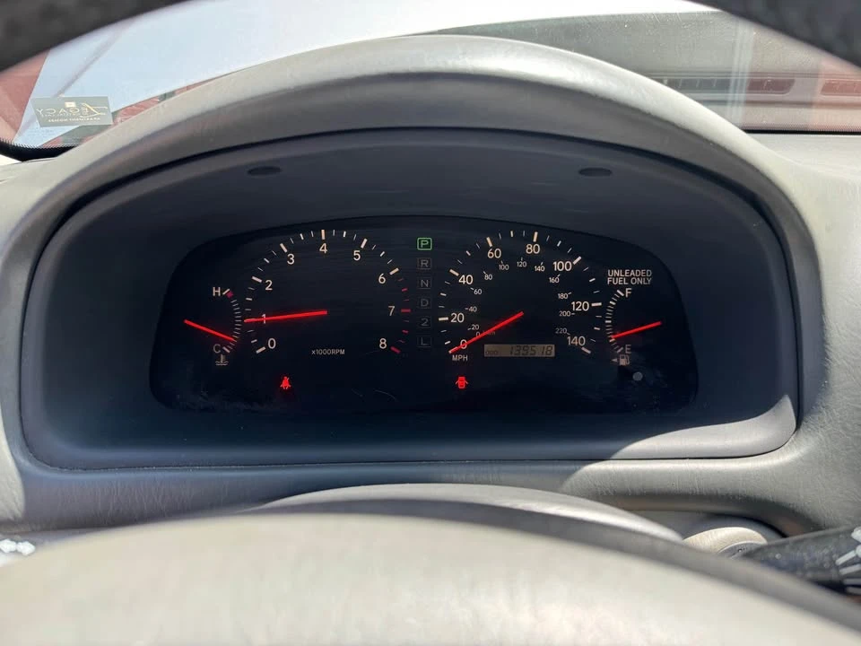 2000 Lexus ES 3rd Gen - Image 8 of 11