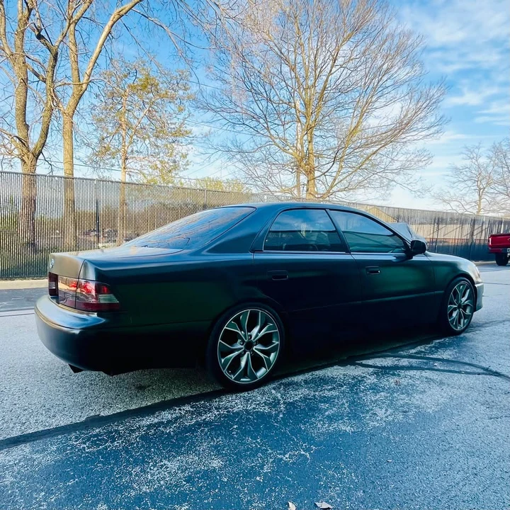 2000 Lexus ES 3rd Gen - Image 2 of 11
