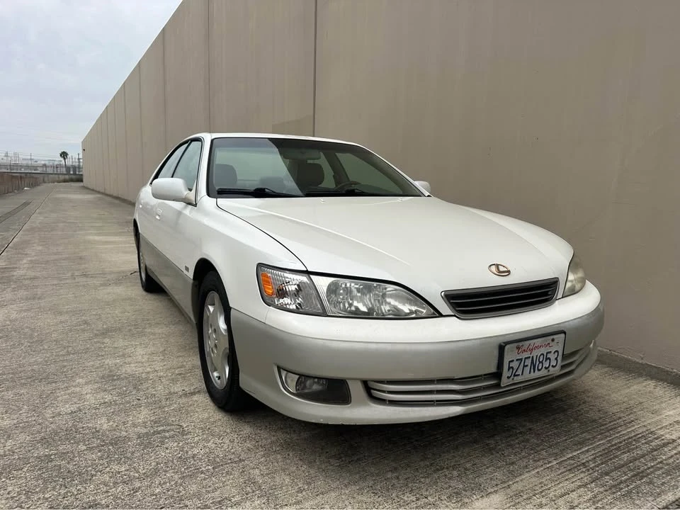 2000 Lexus ES 3rd Gen - Image 3 of 20