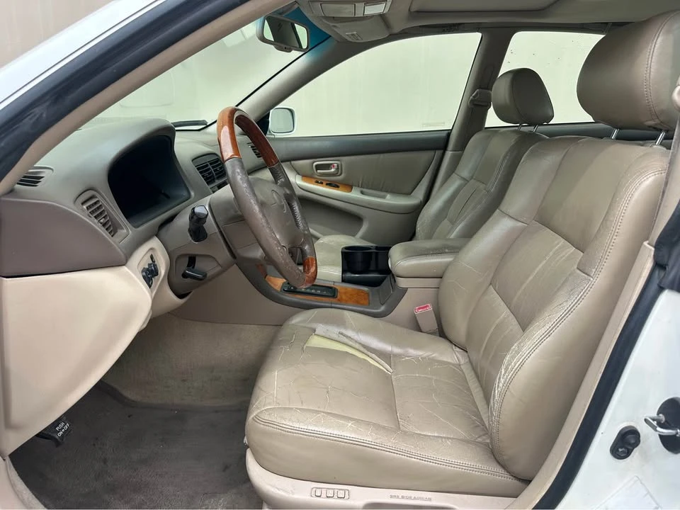 2000 Lexus ES 3rd Gen - Image 12 of 20