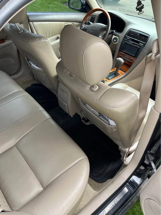 2000 Lexus ES 3rd Gen - Image 7 of 7