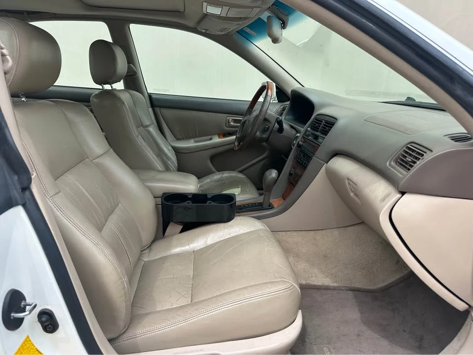 2000 Lexus ES 3rd Gen - Image 15 of 20