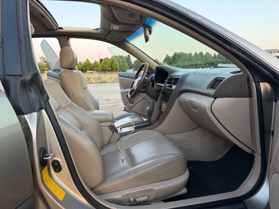 2000 Lexus ES 3rd Gen - Image 11 of 14