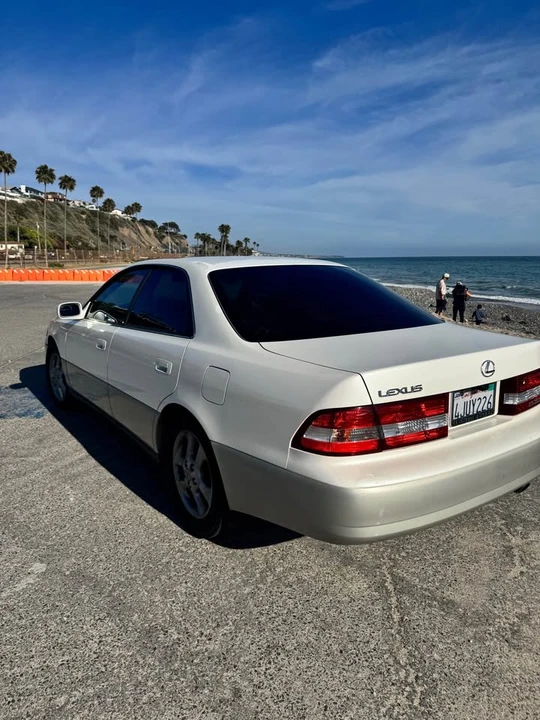 2000 Lexus ES 3rd Gen - Image 7 of 15