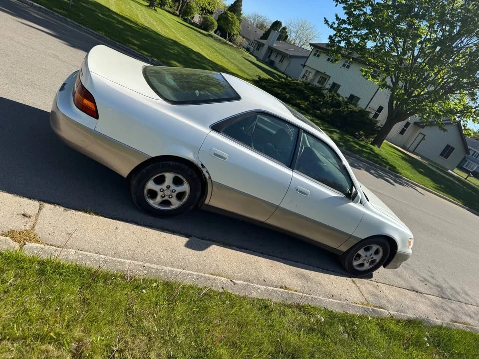 2000 Lexus ES 3rd Gen - Image 5 of 8