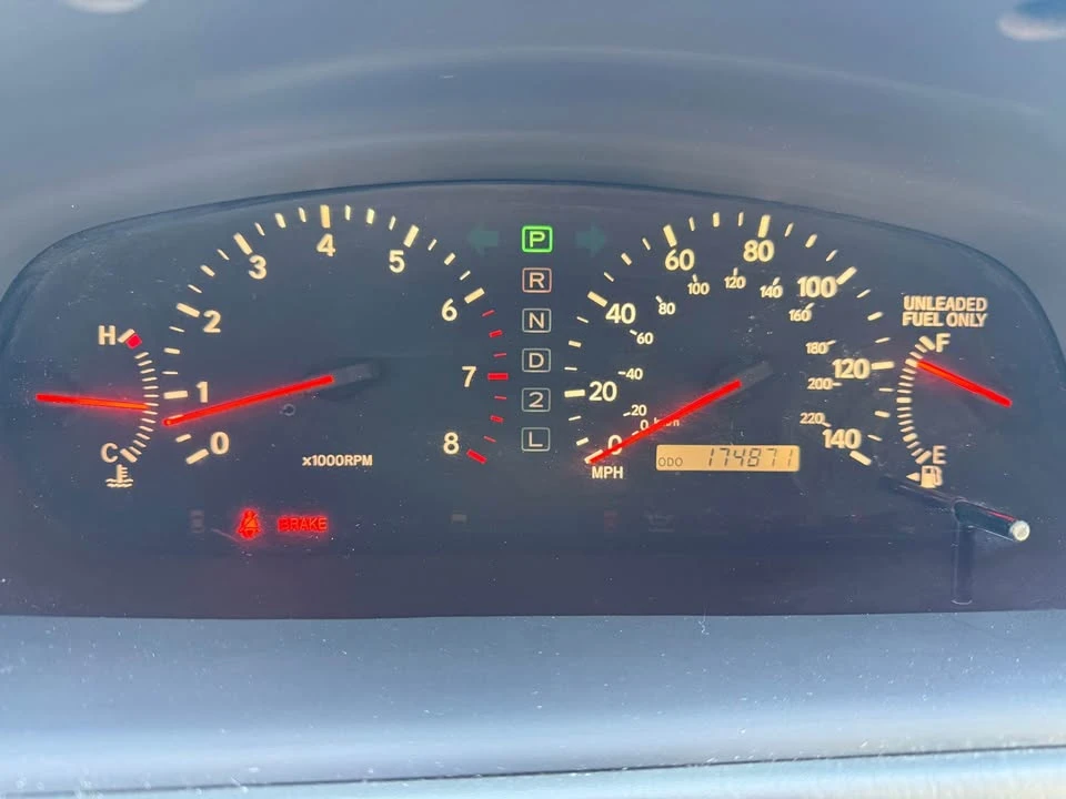 2000 Lexus ES 3rd Gen - Image 8 of 8