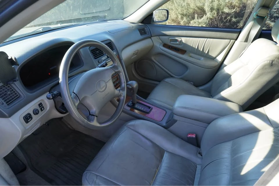 2000 Lexus ES 3rd Gen - Image 3 of 8