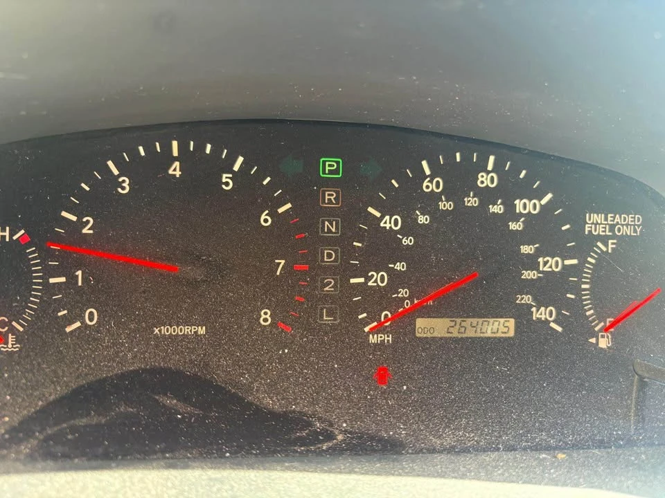 2000 Lexus ES 3rd Gen - Image 7 of 12
