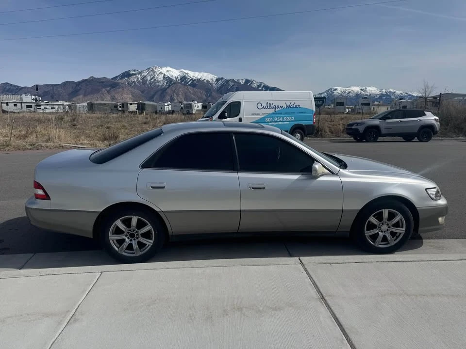 2000 Lexus ES 3rd Gen - Image 3 of 19