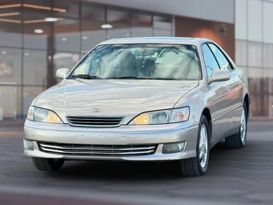 2000 Lexus ES 3rd Gen - Image 2 of 20
