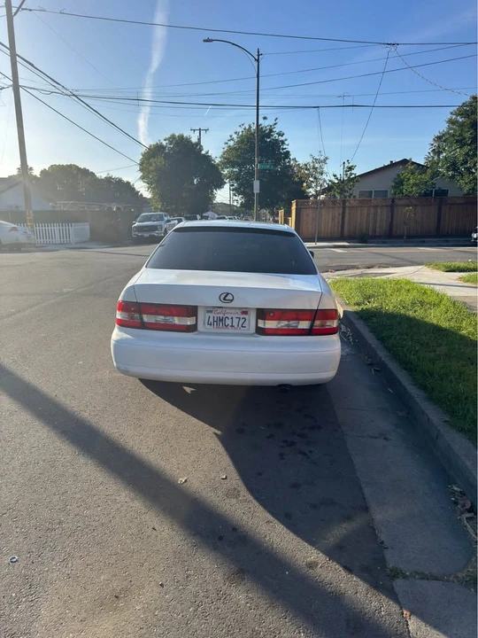 2000 Lexus ES 3rd Gen - Image 3 of 21