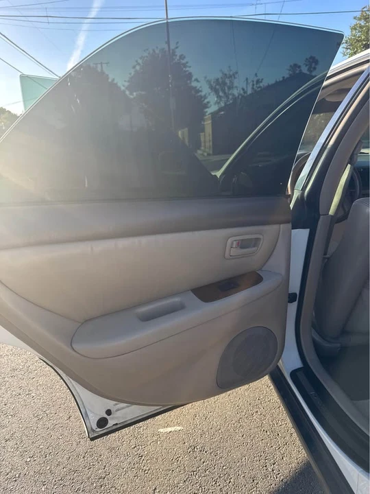 2000 Lexus ES 3rd Gen - Image 15 of 21