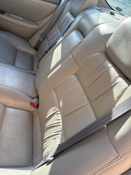 2000 Lexus ES 3rd Gen - Image 2 of 12