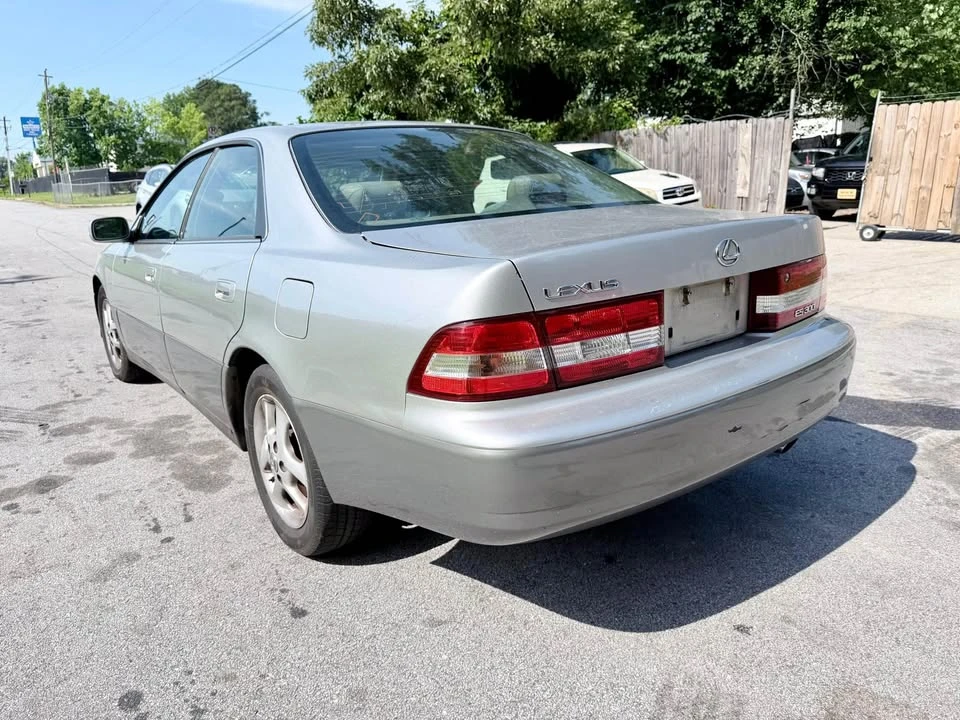 2000 Lexus ES 3rd Gen - Image 3 of 8