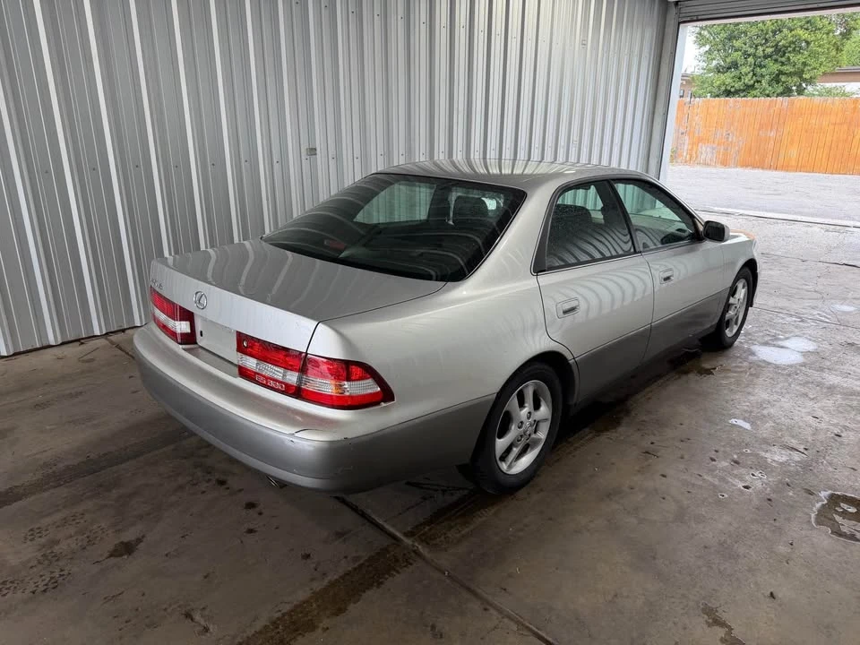 2000 Lexus ES 3rd Gen - Image 4 of 20
