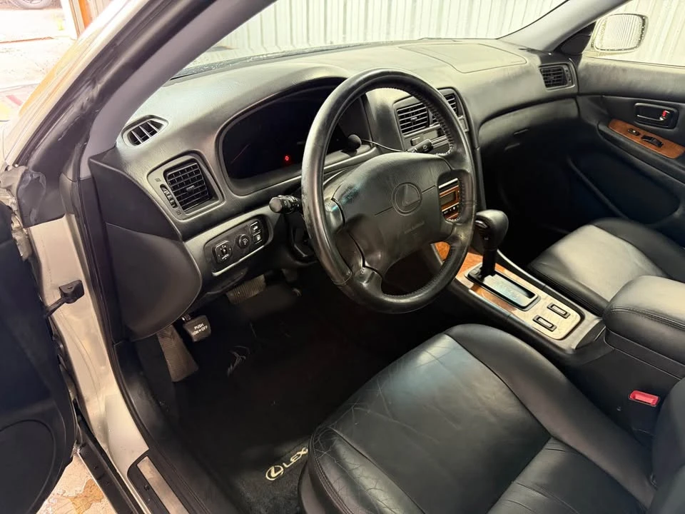 2000 Lexus ES 3rd Gen - Image 9 of 20