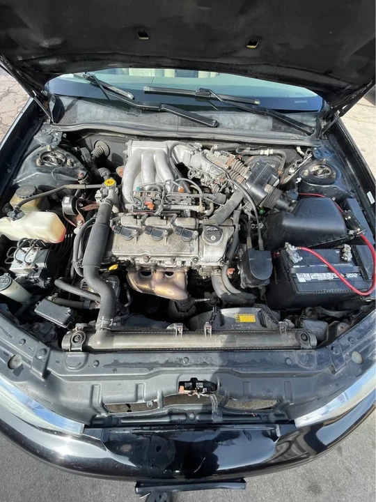 2000 Lexus ES 3rd Gen - Image 10 of 16