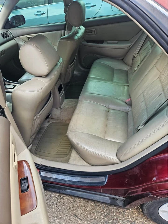 2000 Lexus ES 3rd Gen - Image 5 of 7