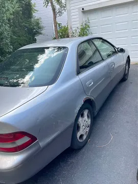 2000 Lexus ES 300 Sedan