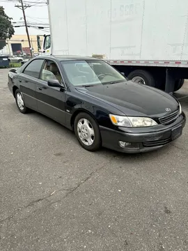 2000 Lexus ES 300 Sedan 4D