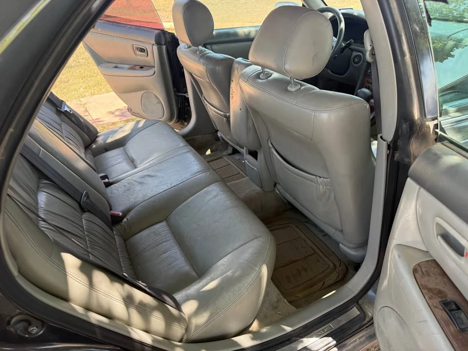 2000 Lexus ES 3rd Gen - Image 5 of 9