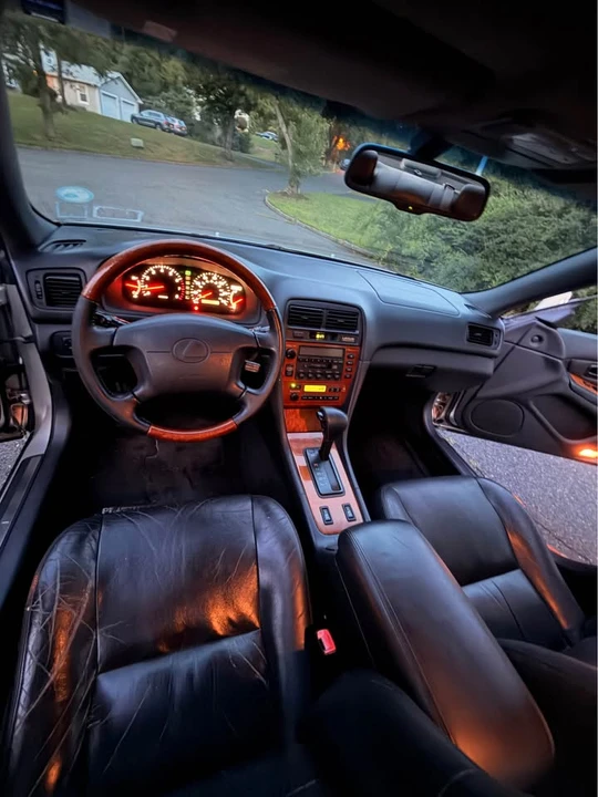 2000 Lexus ES 3rd Gen - Image 12 of 13
