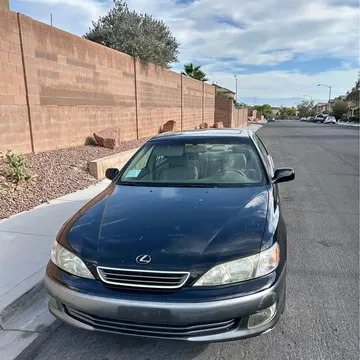 2000 Lexus ES 300 Sedan 4D