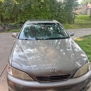 2000 Lexus ES 300 Sedan 4D