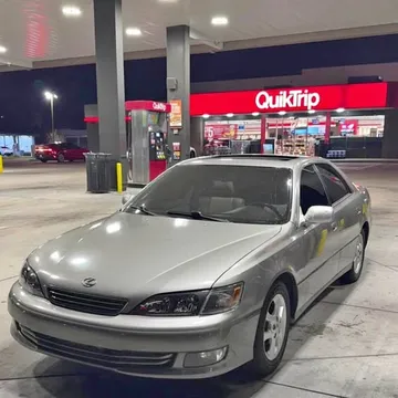 2000 Lexus ES 300 Sedan 4D