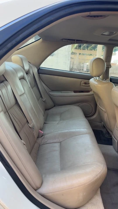 2000 Lexus ES 3rd Gen - Image 12 of 15
