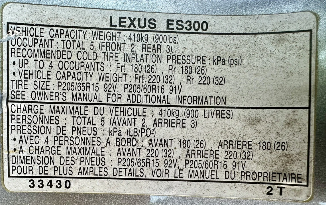 2000 Lexus ES 3rd Gen - Image 9 of 17