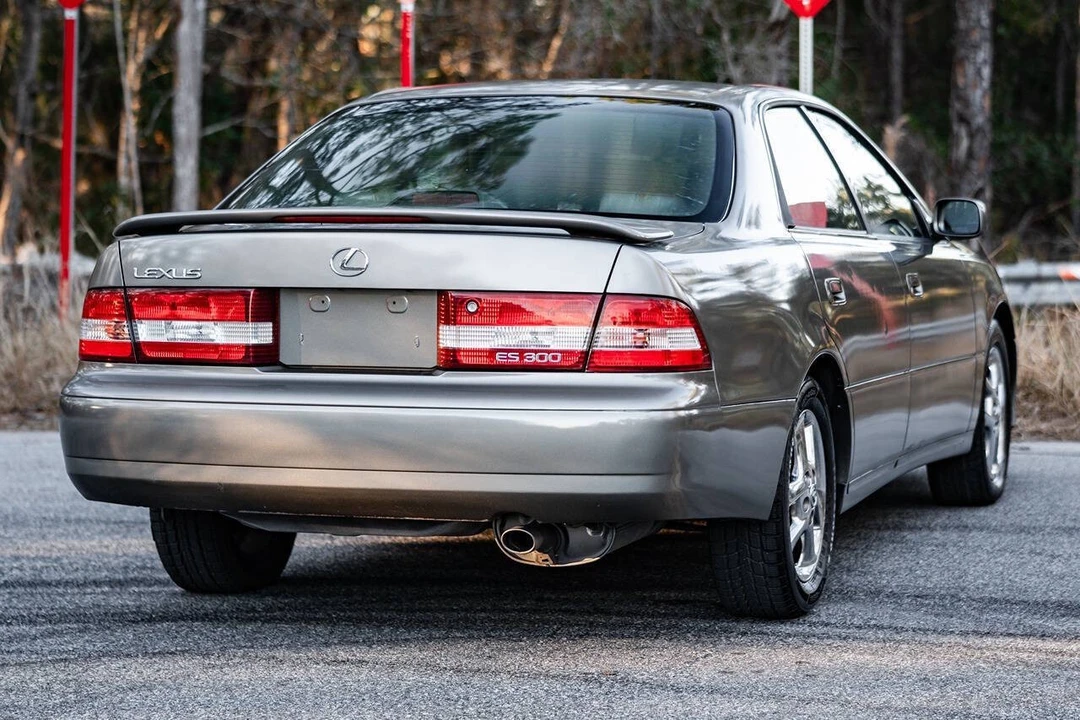 2000 Lexus ES 3rd Gen - Image 6 of 21