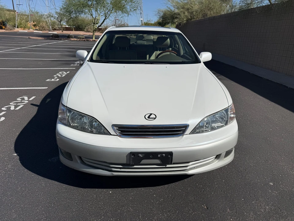 2000 Lexus ES 3rd Gen - Image 6 of 31