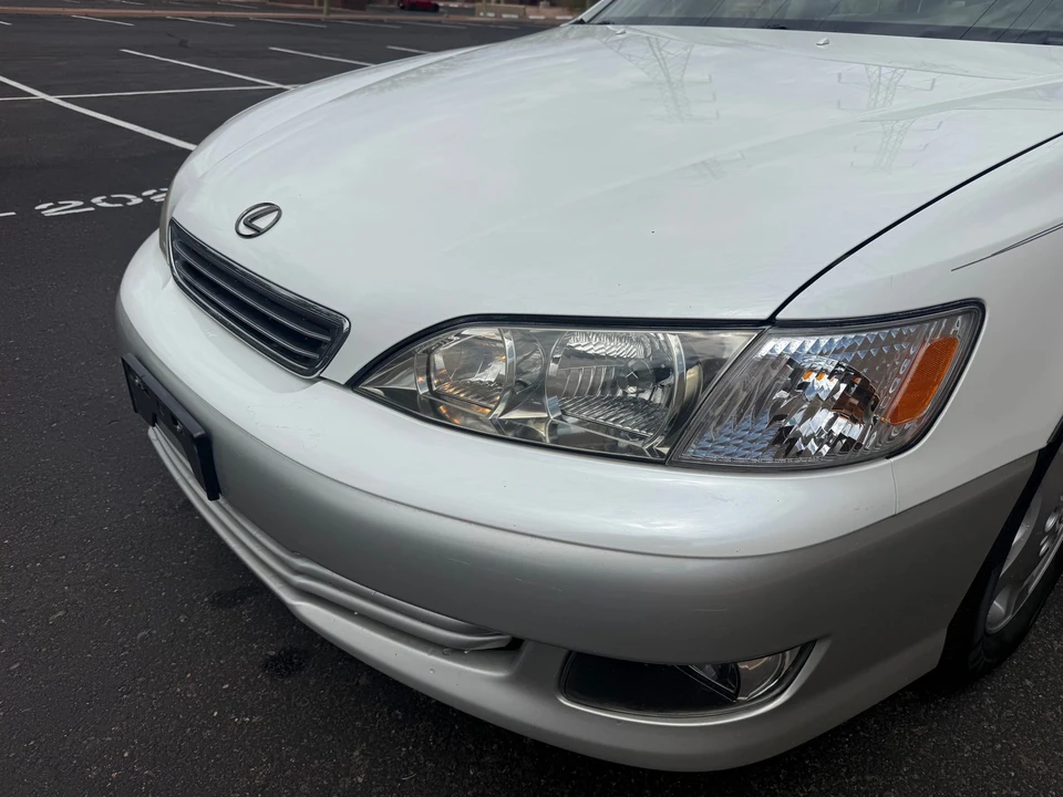2000 Lexus ES 3rd Gen - Image 24 of 31