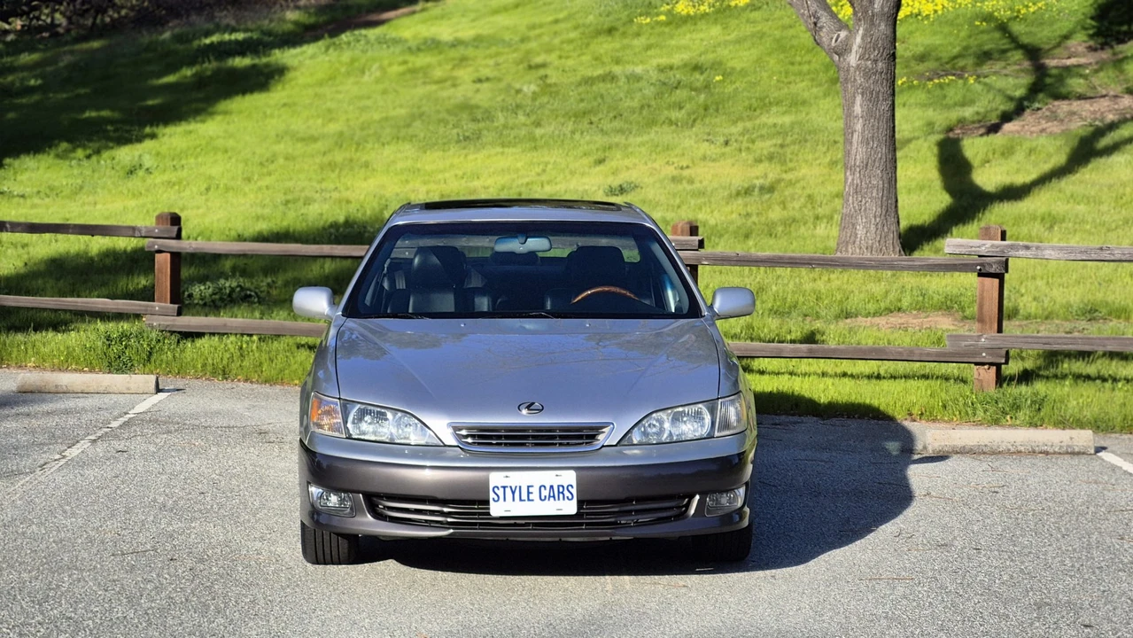 2000 Lexus ES 3rd Gen - Image 28 of 31