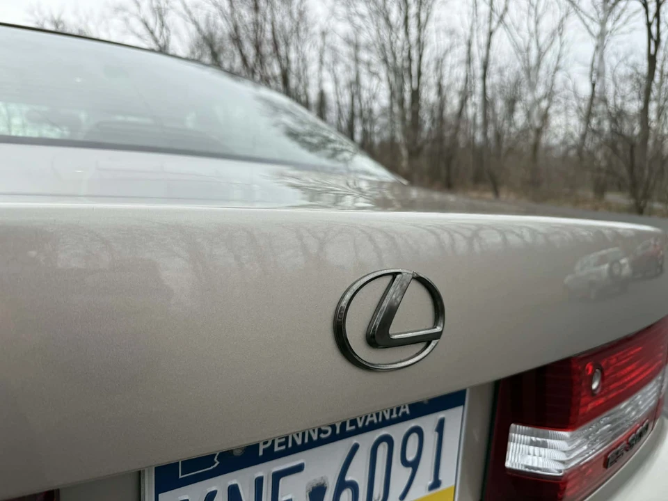 2000 Lexus ES 3rd Gen - Image 25 of 31