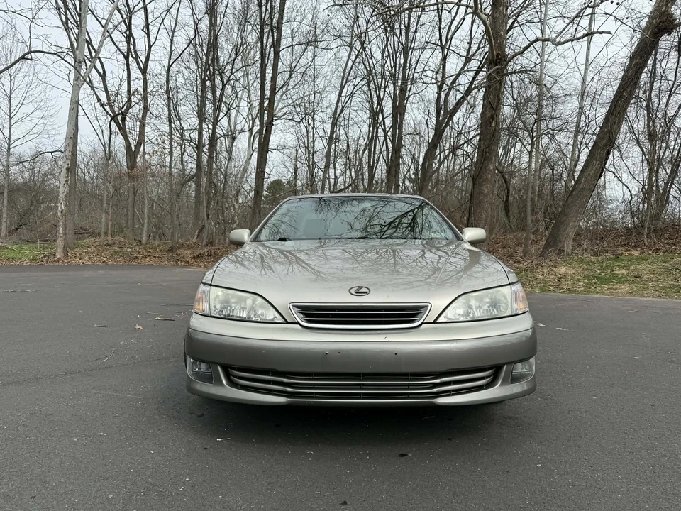 2000 Lexus ES 3rd Gen - Image 6 of 31