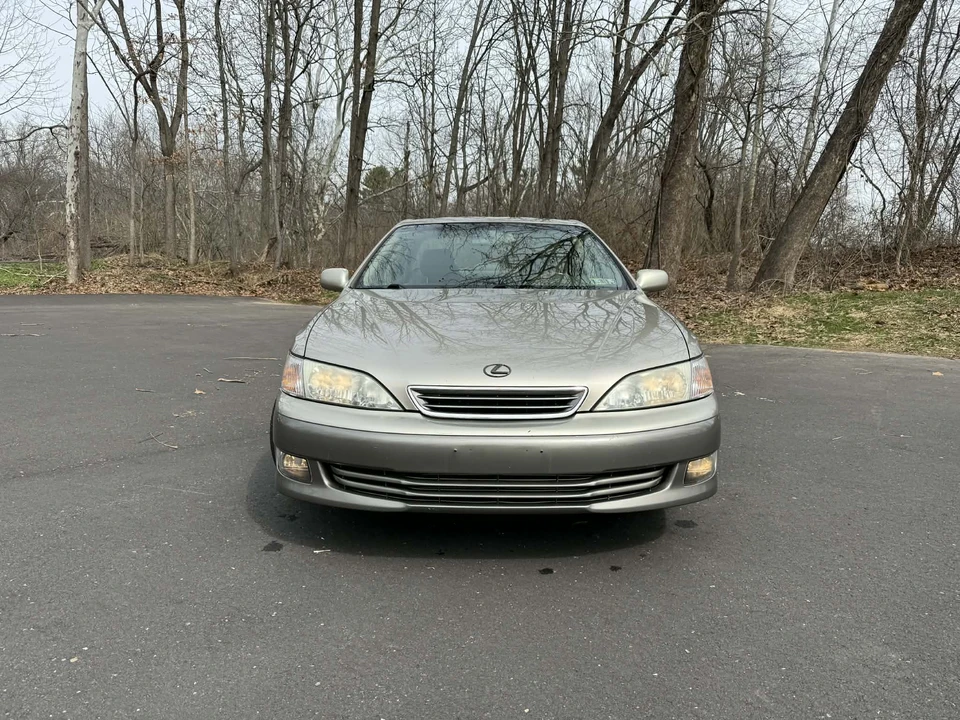 2000 Lexus ES 3rd Gen - Image 5 of 31