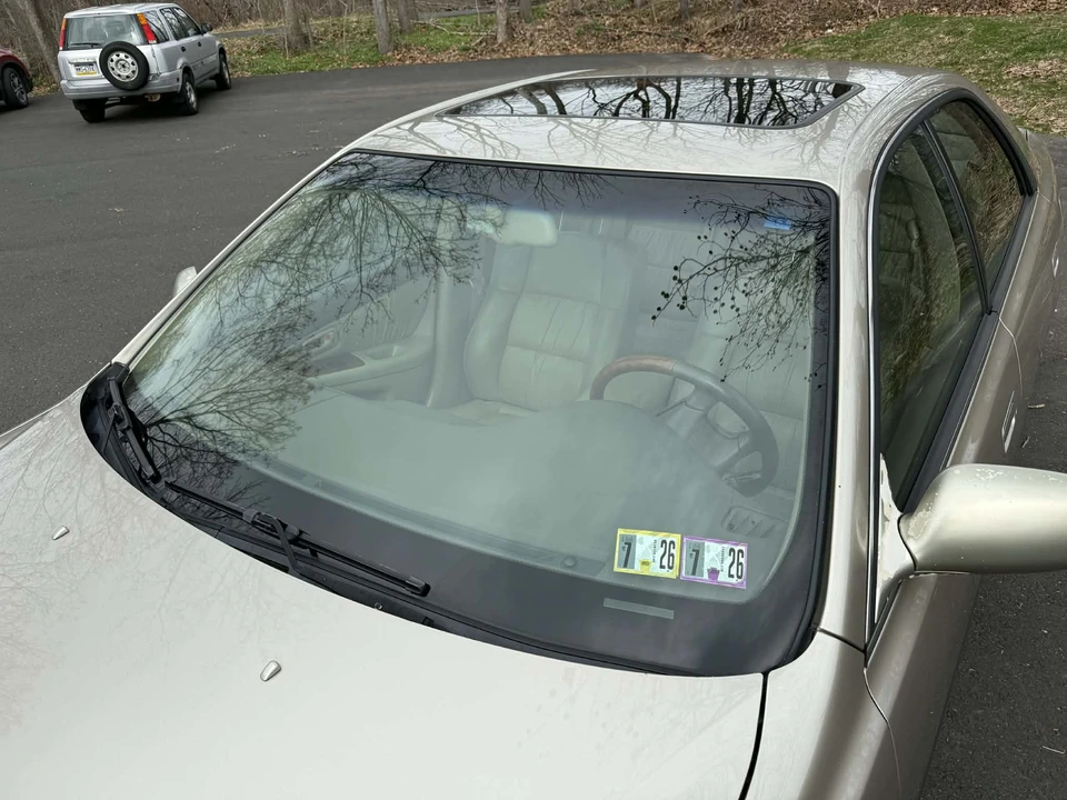 2000 Lexus ES 3rd Gen - Image 19 of 31