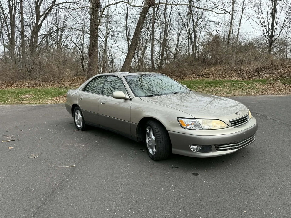 2000 Lexus ES 3rd Gen - Image 7 of 31