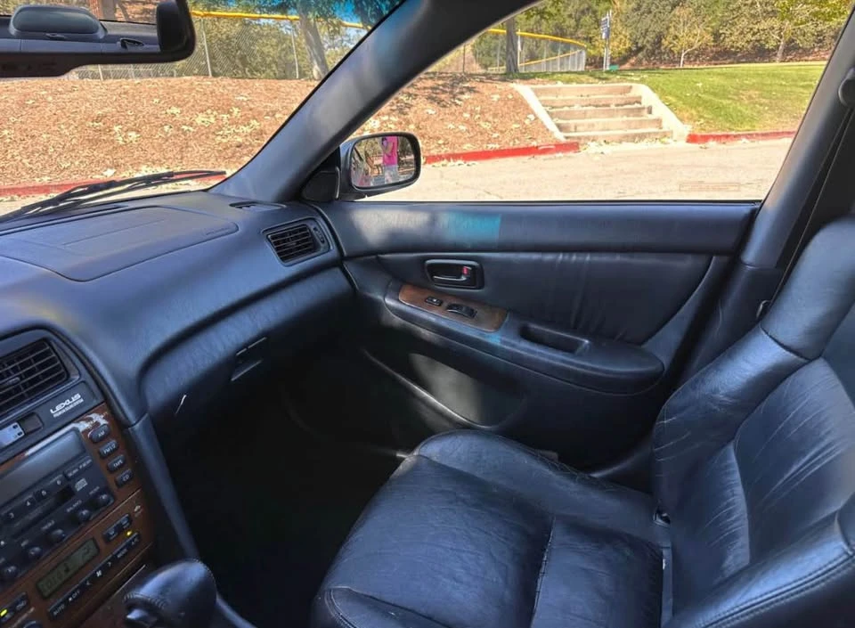 2000 Lexus ES 2nd Gen - Image 5 of 7