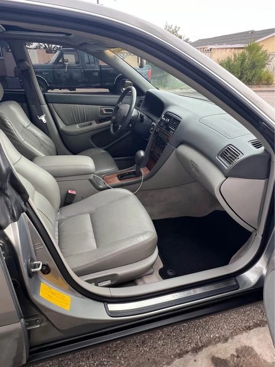 2000 Lexus ES 3rd Gen - Image 12 of 18
