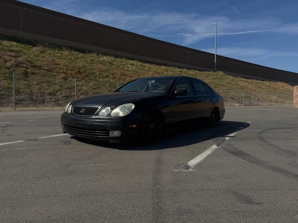 2000 Lexus GS 2nd Gen - Image 4 of 15