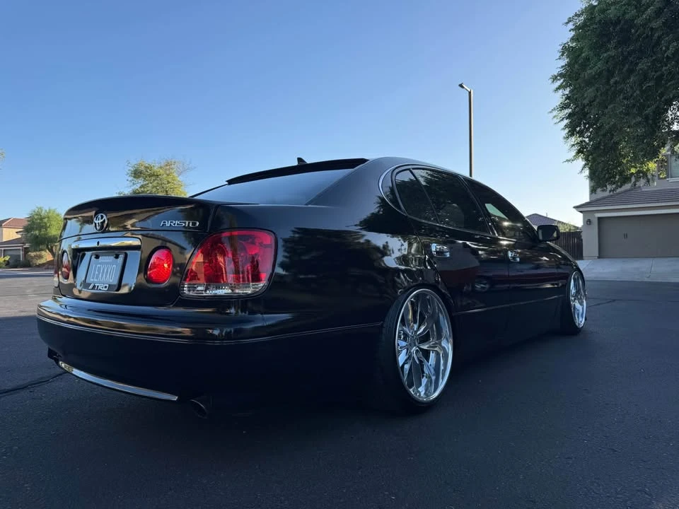 2000 Lexus GS 2nd Gen - Image 7 of 16