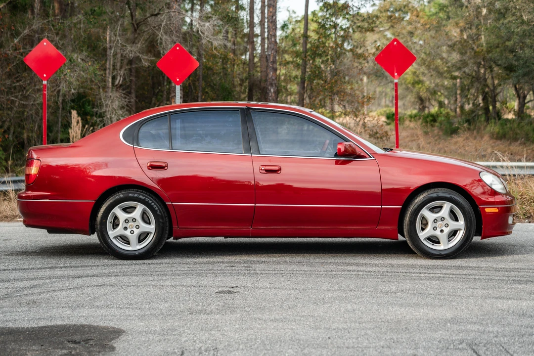 2000 Lexus GS 2nd Gen - Image 3 of 31