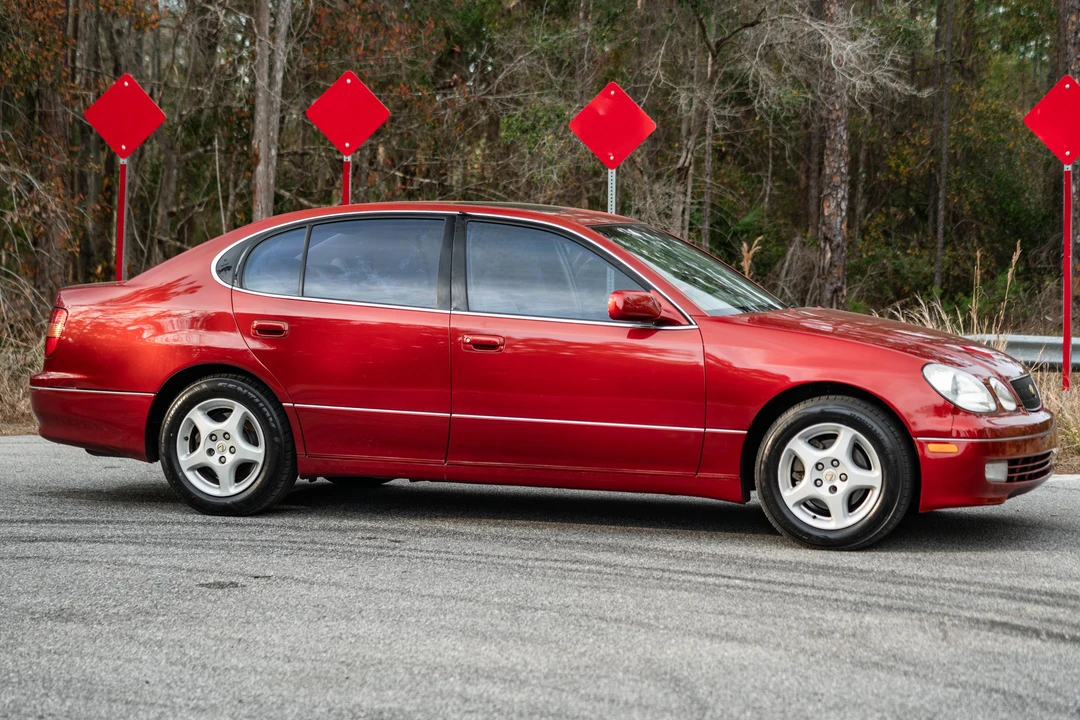 2000 Lexus GS 2nd Gen - Image 26 of 31