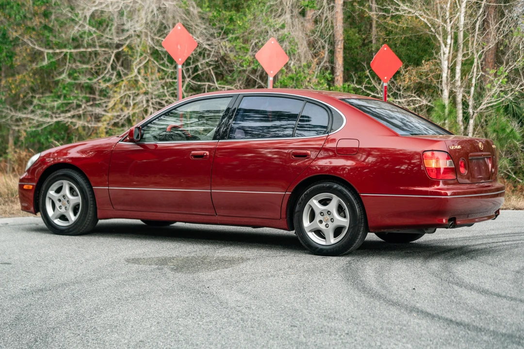 2000 Lexus GS 2nd Gen - Image 12 of 31