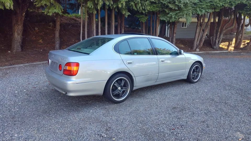 2000 Lexus GS 2nd Gen - Image 7 of 19