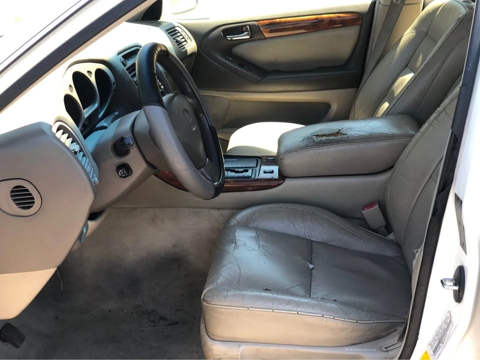 2000 Lexus GS 2nd Gen - Image 7 of 10